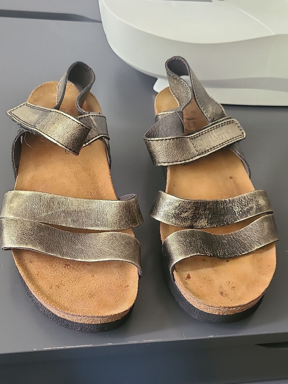 Naot Metallic Bronze Women's Sandals with Triple Straps, Sz 39 (Approx Size 8)